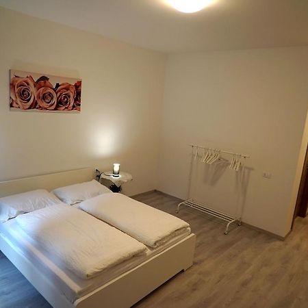 Toby'S Rooms Больцано Екстер'єр фото