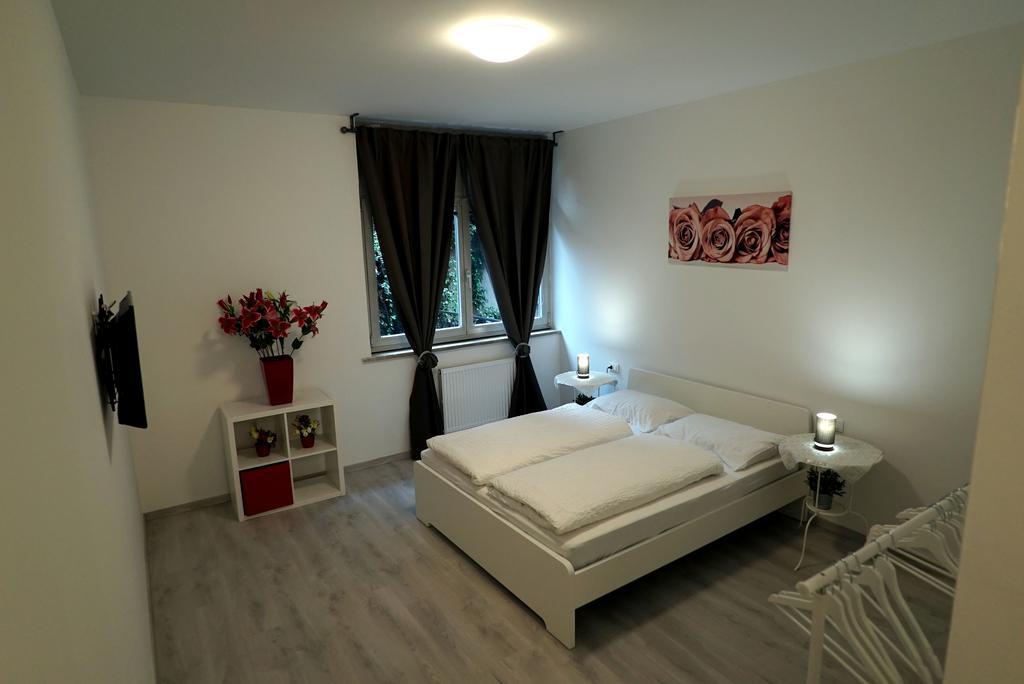 Toby'S Rooms Больцано Екстер'єр фото